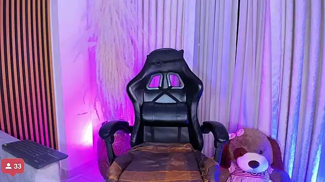 alejagarcia_ from StripChat is Freechat