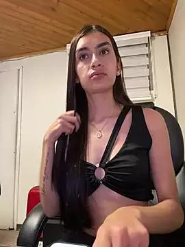 Alejandraa_pinkk_ from StripChat is Freechat