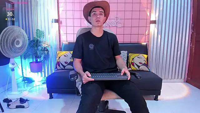 alejo-gray from StripChat is Freechat