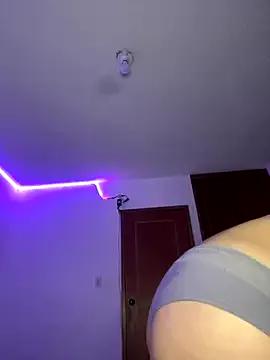 AlessiaSmith11 from StripChat is Freechat