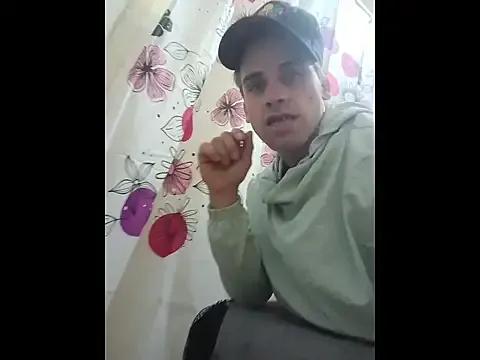 alex-golden from StripChat is Freechat