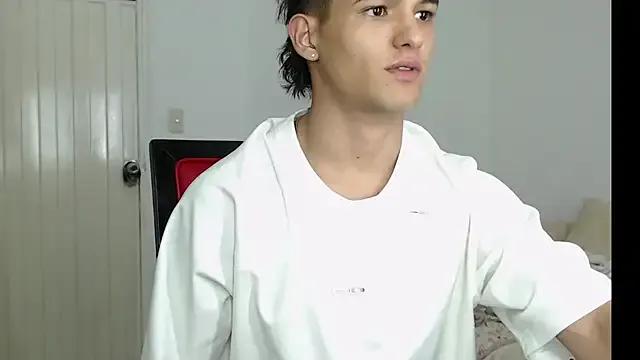 Alex_mojica from StripChat is Freechat