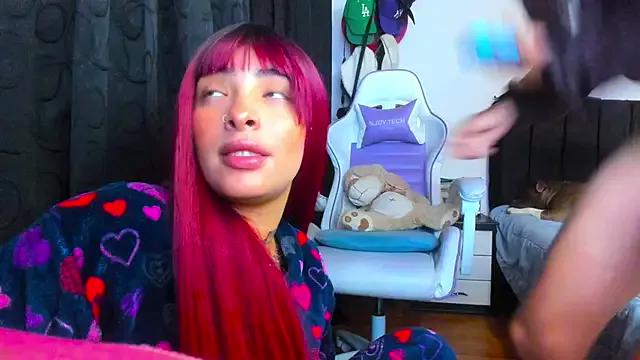Alex_Sabrina from StripChat is Freechat