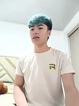 AlexanderCollman from StripChat is Freechat