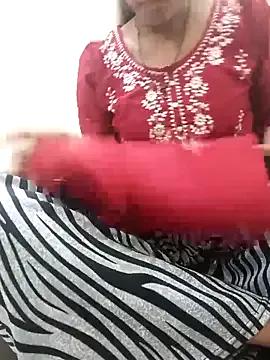 Alia-00 from StripChat is Freechat