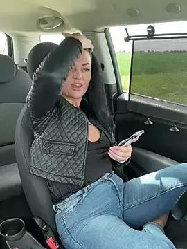AlianaBent from StripChat