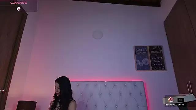 Alice_ayama from StripChat is Freechat