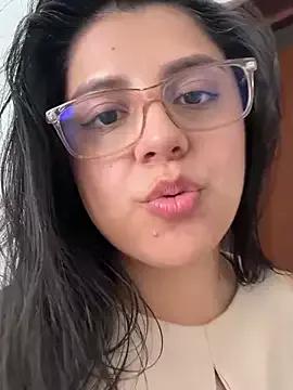 AliceGarc from StripChat is Freechat