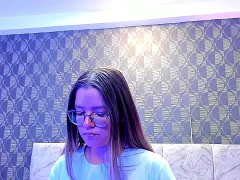 AliceHoe from StripChat is Freechat