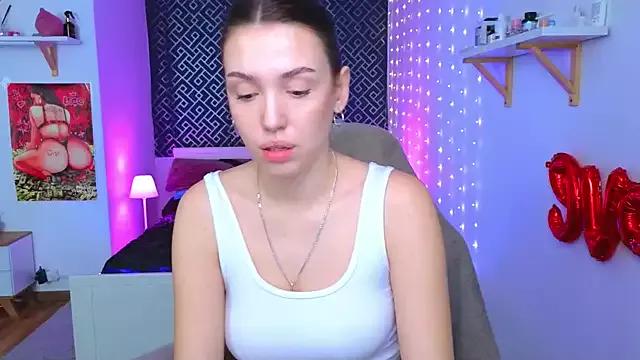 AliceSpark from StripChat is Freechat
