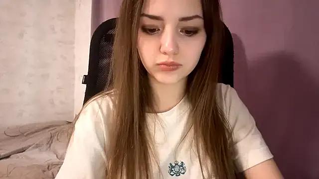 AliceStacy from StripChat is Freechat