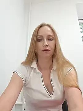 Alicia_Meov from StripChat is Freechat