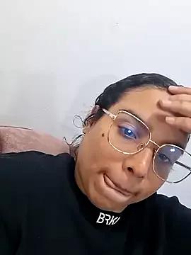 Aliciabloom from StripChat is Freechat