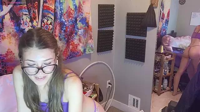alijones_18 from StripChat is Freechat