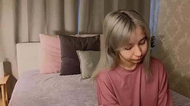 Alika_wow from StripChat is Freechat