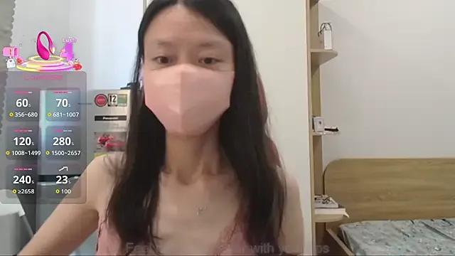 AlinaBaby_T from StripChat is Freechat