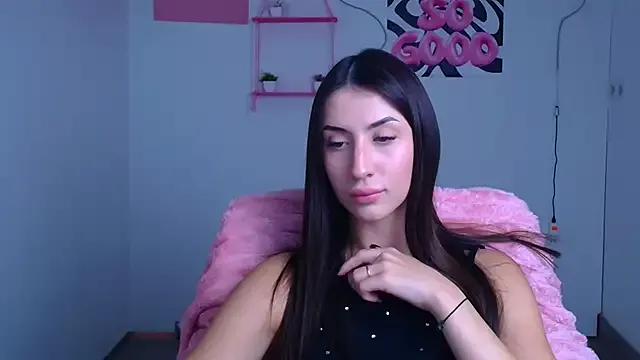 AlisaBubbles from StripChat is Freechat