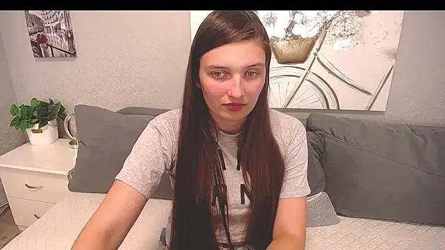 AlisaPeres from StripChat is Freechat