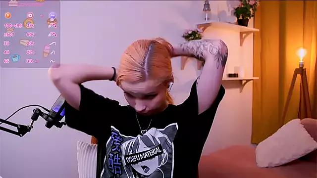 Alissa_Kitty from StripChat is Freechat