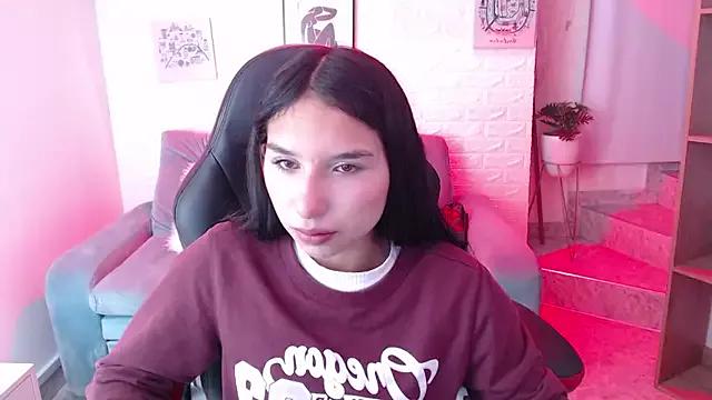 Allayah_w from StripChat is Freechat