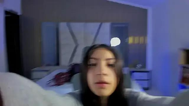 AlliceCopper from StripChat is Freechat