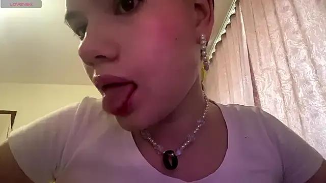 Checkout girls naked models with similar nickname. Cute sexy Free Models.