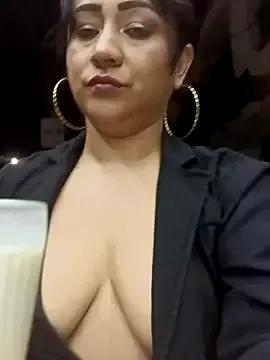 alondraabrown from StripChat