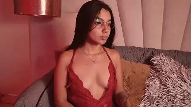 AlyssaRay from StripChat is Freechat