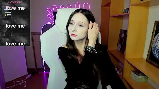 AmamiDark from StripChat