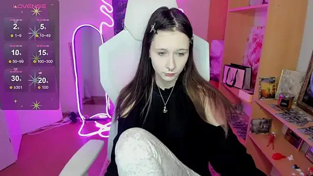 AmamiDark from StripChat