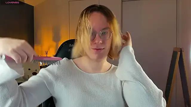 Amanda_Butlerr from StripChat is Freechat