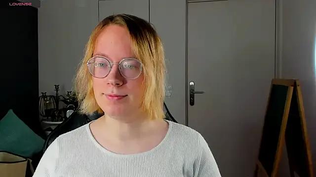 Amanda_Butlerr from StripChat is Freechat