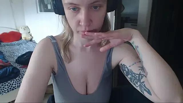 amanda_kiss_kiss from StripChat