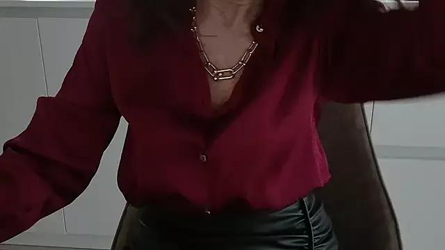 amara_2022 from StripChat