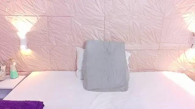 Amarantha_love69 from StripChat