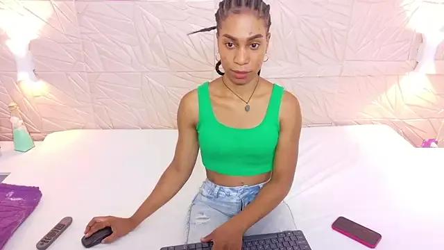 Amarantha_love69 from StripChat