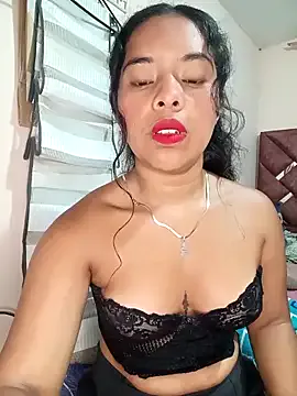 Amayavaldes on StripChat 