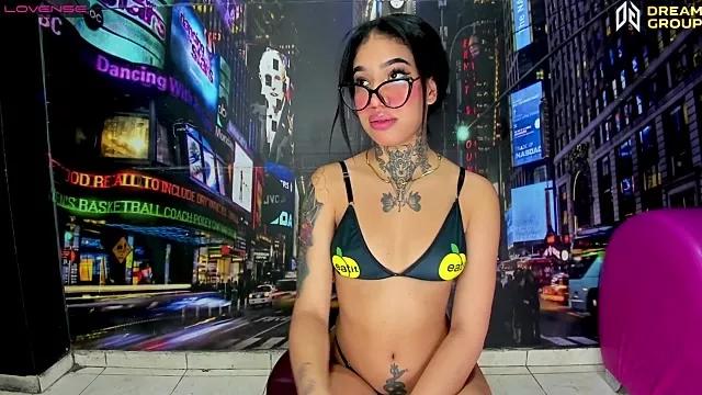 amazingparty__ from StripChat