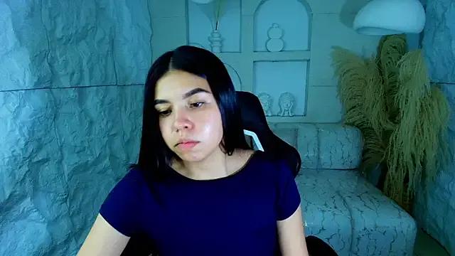 ambarina_r from StripChat is Freechat