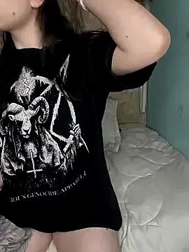 Amber-08 from StripChat is Freechat