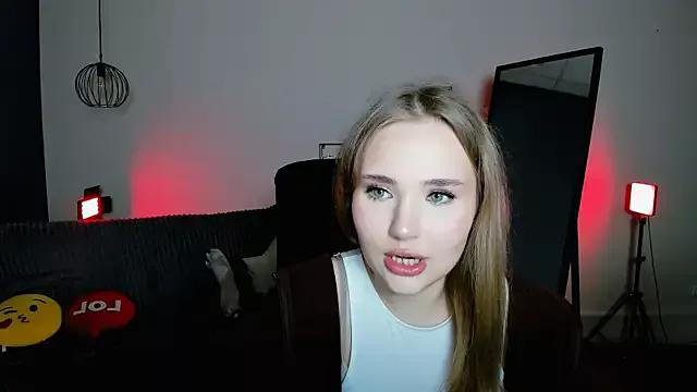 amelia_shiny_ from StripChat is Freechat