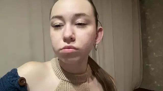 ameliashine5 from StripChat is Freechat