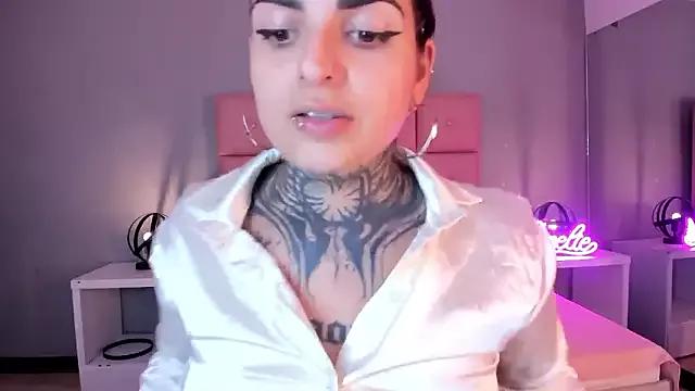 amelie_gracee on StripChat