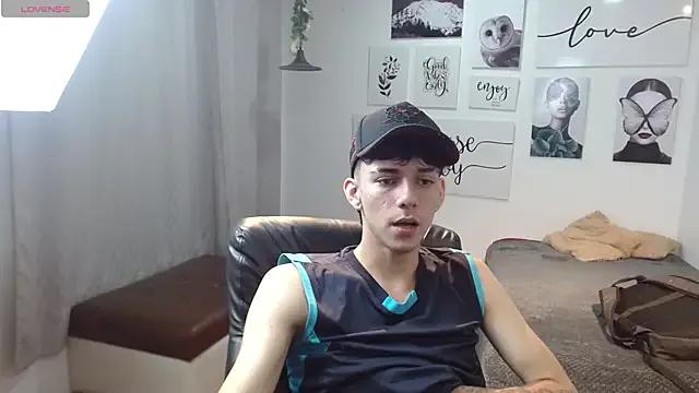 AmethystShadow17 from StripChat is Freechat