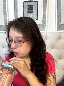 AmiAdams from StripChat