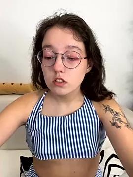 AmiAdams from StripChat