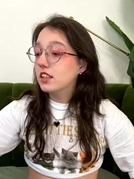 AmiAdams from StripChat