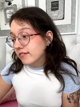 AmiAdams from StripChat