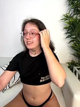 AmiAdams from StripChat