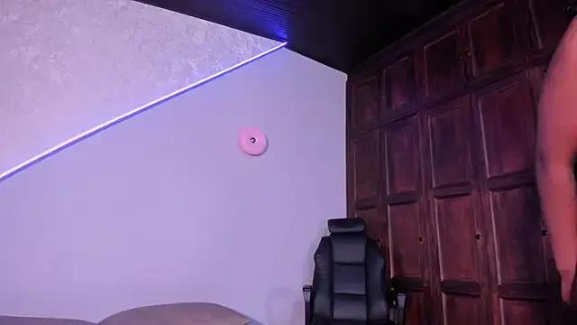 amirah_ebony from StripChat is Freechat